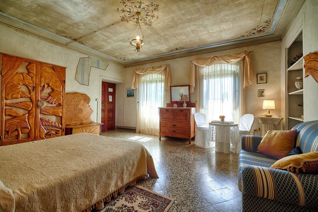 I Palazzi B&B Valiano Room photo